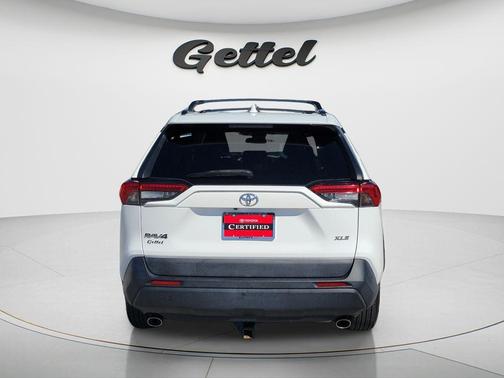 Super White 2020 Toyota RAV4 XLE