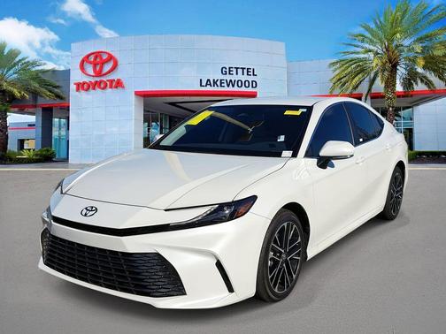 2025 Toyota Camry XLE