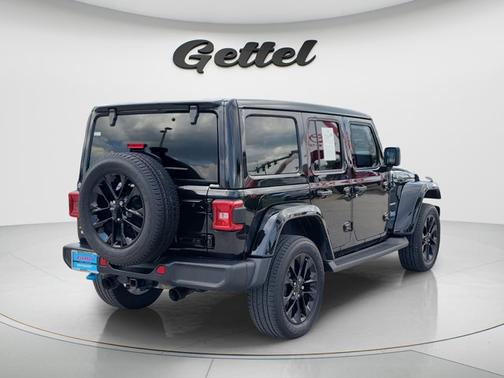 Black Clearcoat 2022 Jeep Wrangler Unlimited 4xe Sahara