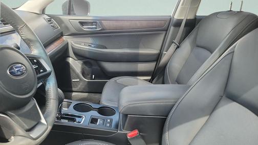 Ice Silver Metallic 2019 Subaru Outback 2.5i Limited