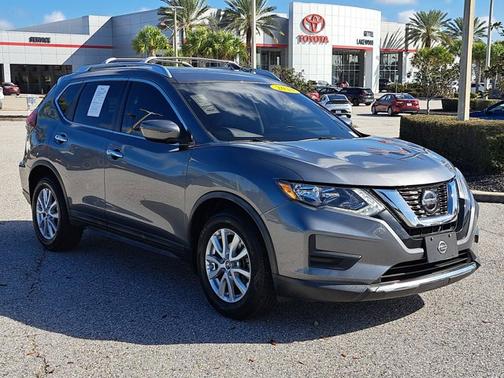 2020 Nissan Rogue SV