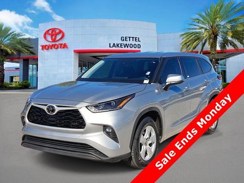 2021 Toyota Highlander LE