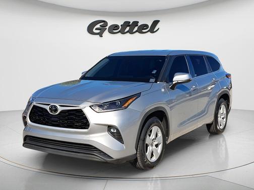2021 Toyota Highlander LE