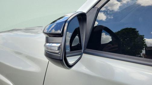 Blizzard Pearl 2020 Toyota 4Runner Nightshade
