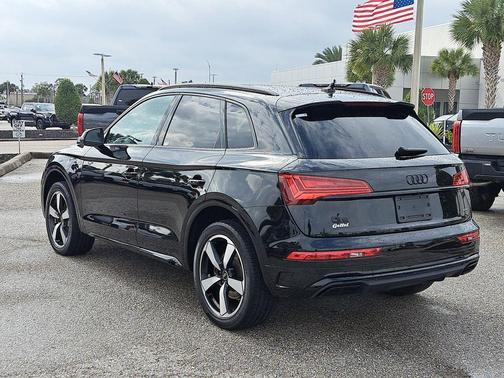 2023 Audi Q5 45 S line quattro Premium