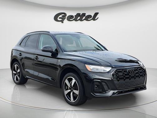 2023 Audi Q5 45 S line quattro Premium