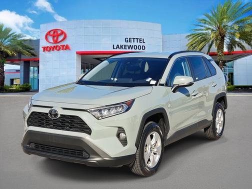 2021 Toyota RAV4 XLE