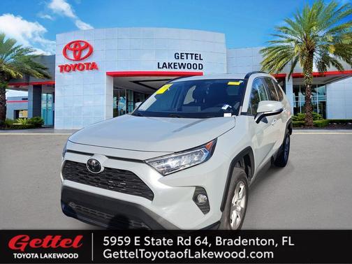 2021 Toyota RAV4 XLE