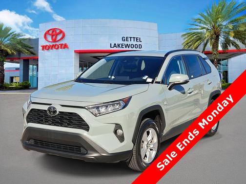 2021 Toyota RAV4 XLE