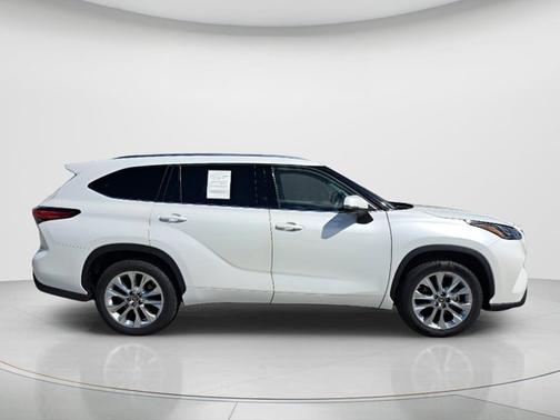 2023 Toyota Highlander Hybrid Limited