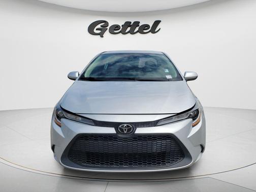 Classic Silver Metallic 2020 Toyota Corolla LE
