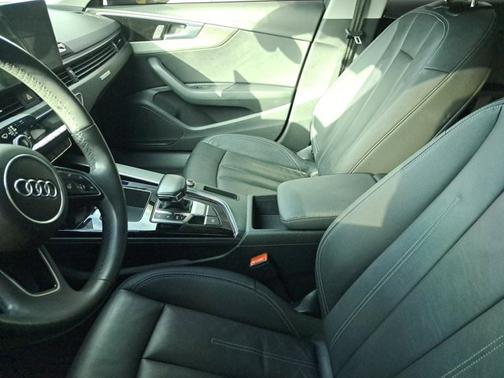 2021 Audi A4 40 Premium