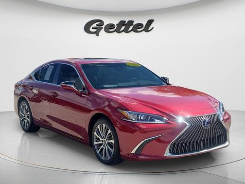 Matador Red Mica 2021 Lexus ES 300h 300H
