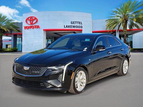 2023 Cadillac CT4 Luxury