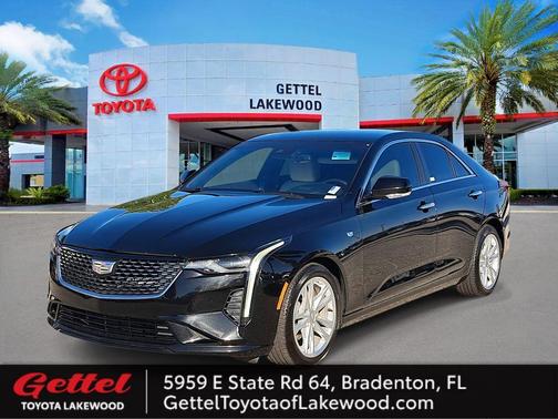 2023 Cadillac CT4 Luxury