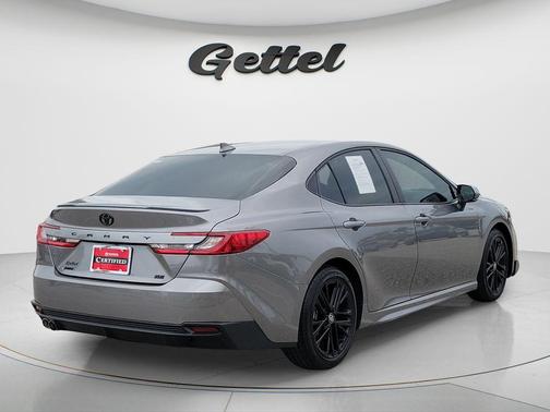 Metal 2026 Toyota Camry SE