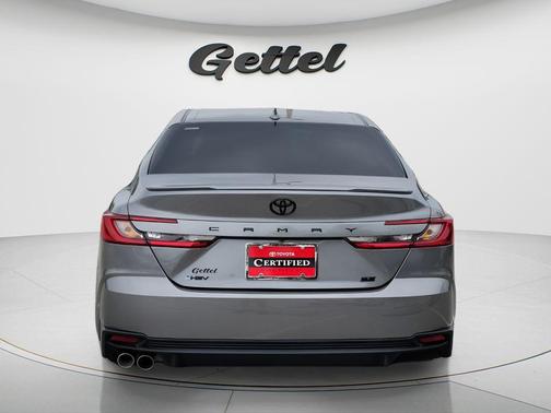 Metal 2026 Toyota Camry SE