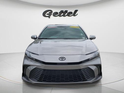 Metal 2026 Toyota Camry SE