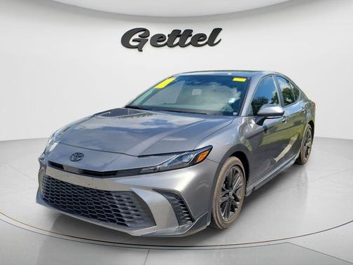 Metal 2026 Toyota Camry SE