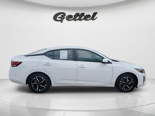 Cloud White 2024 Nissan Sentra SV