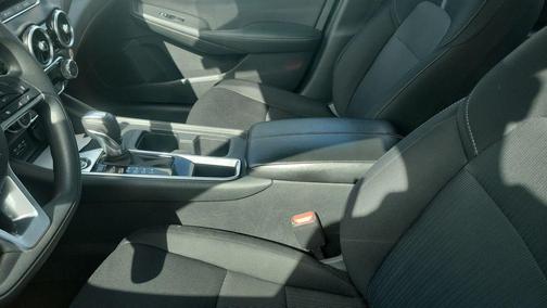 Cloud White 2024 Nissan Sentra SV