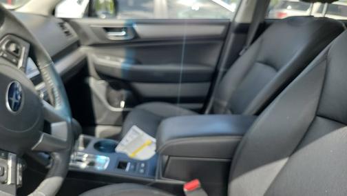 Crystal White Pearl 2017 Subaru Outback 2.5i Premium