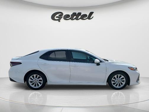 White 2022 Toyota Camry LE