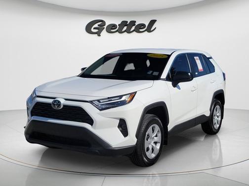 Ice 2025 Toyota RAV4 LE