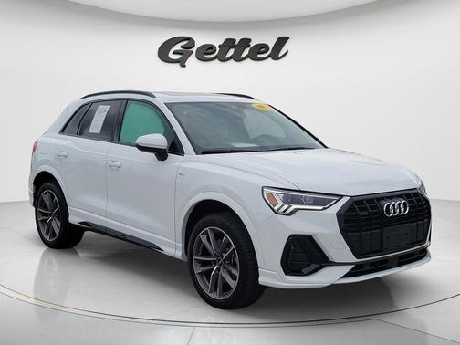 Arkona White 2024 Audi Q3 45 S line Premium