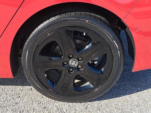 2021 Toyota Prius XLE