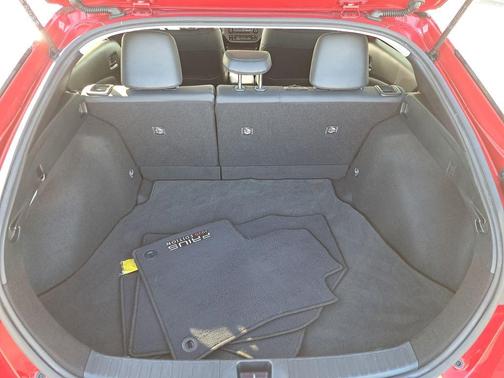 2021 Toyota Prius XLE