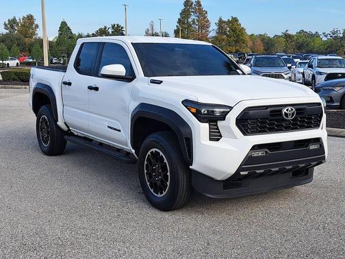 2024 Toyota Tacoma Hybrid TRD