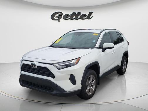 Ice 2025 Toyota RAV4 XLE