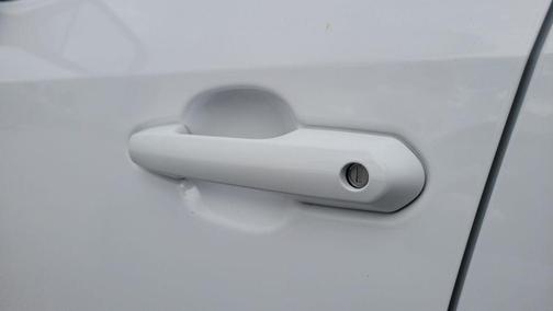 Ice 2025 Toyota RAV4 XLE