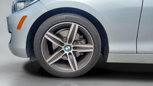 Glacier Silver Metallic 2017 BMW 230 i