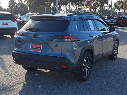 2026 Toyota Corolla Cross Hybrid SE