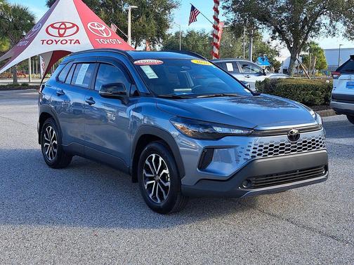 2026 Toyota Corolla Cross Hybrid SE