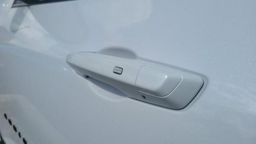 Polar White 2026 Chevrolet Equinox RS