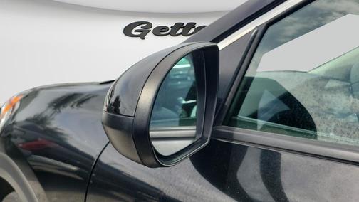 Aurora Black 2022 Kia Niro LXS