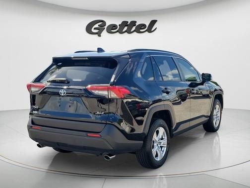 Midnight Black Metallic 2019 Toyota RAV4 XLE