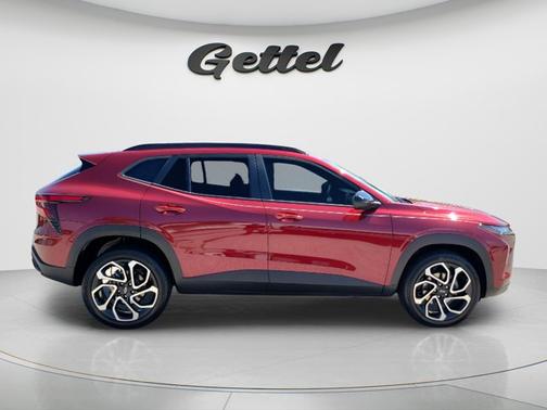 Crimson Metallic 2025 Chevrolet Trax 2RS