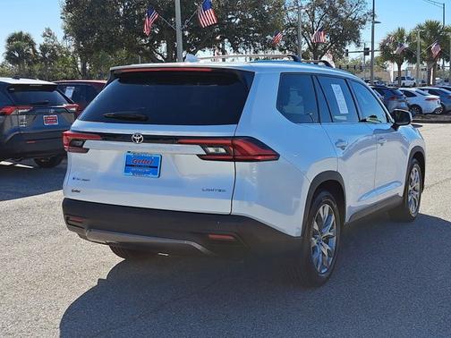 2024 Toyota Grand Highlander Hybrid LIMITED