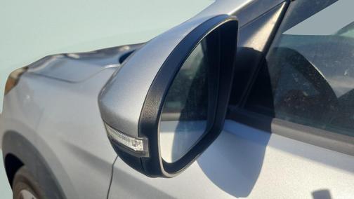 Molten Silver 2017 Hyundai TUCSON Sport