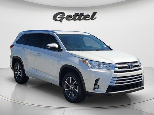 Blizzard Pearl 2018 Toyota Highlander XLE