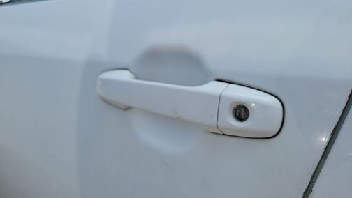 Super White 2014 Toyota Camry XLE