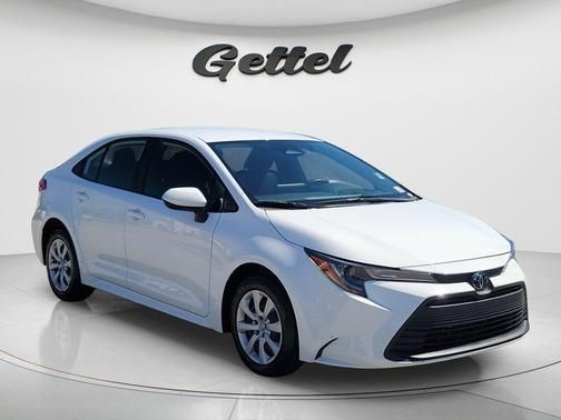 Ice 2023 Toyota Corolla LE