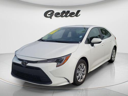 Ice 2023 Toyota Corolla LE