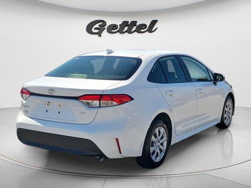 Ice 2023 Toyota Corolla LE