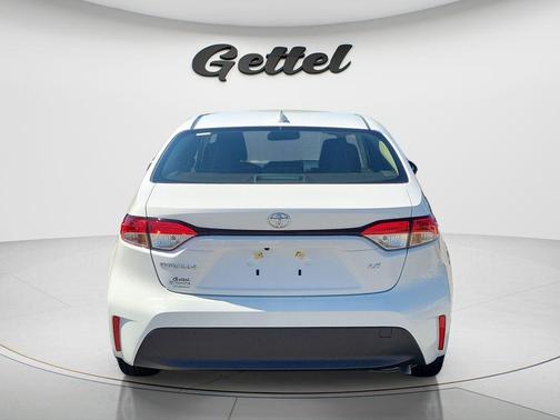 Ice 2023 Toyota Corolla LE