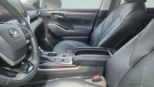 Blueprint 2023 Toyota Highlander Platinum